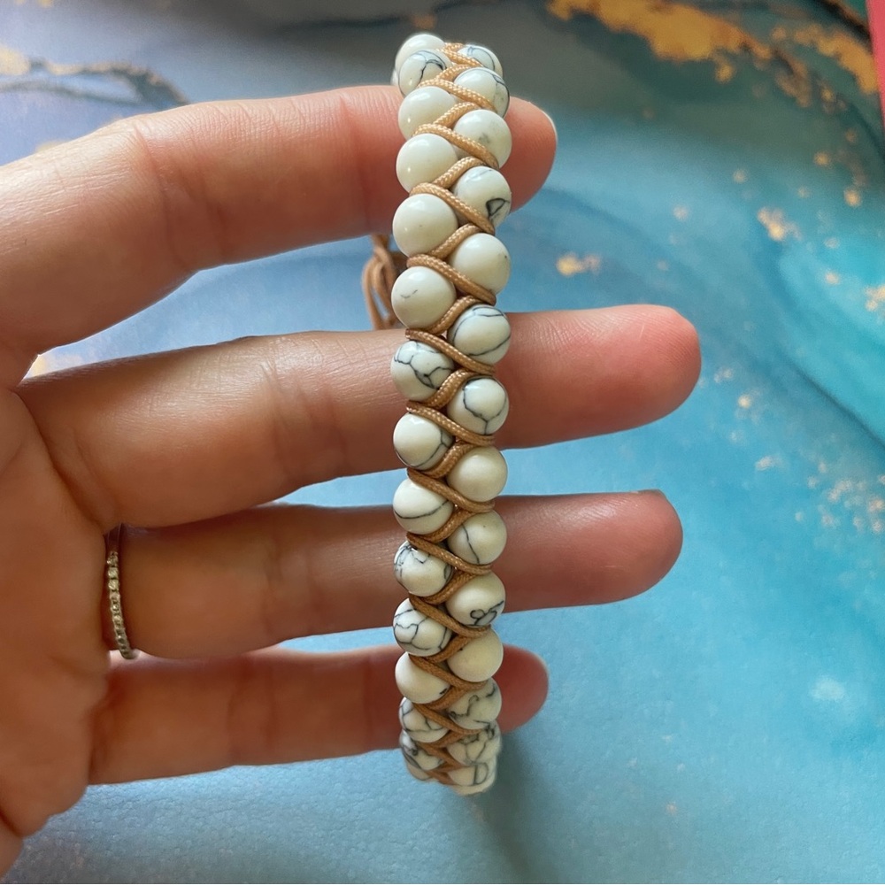 Womens White Howlite Bead Woven Bracelet Tan Adjustable Cord Boho Marbled‎ Stone - Picture 2 of 5